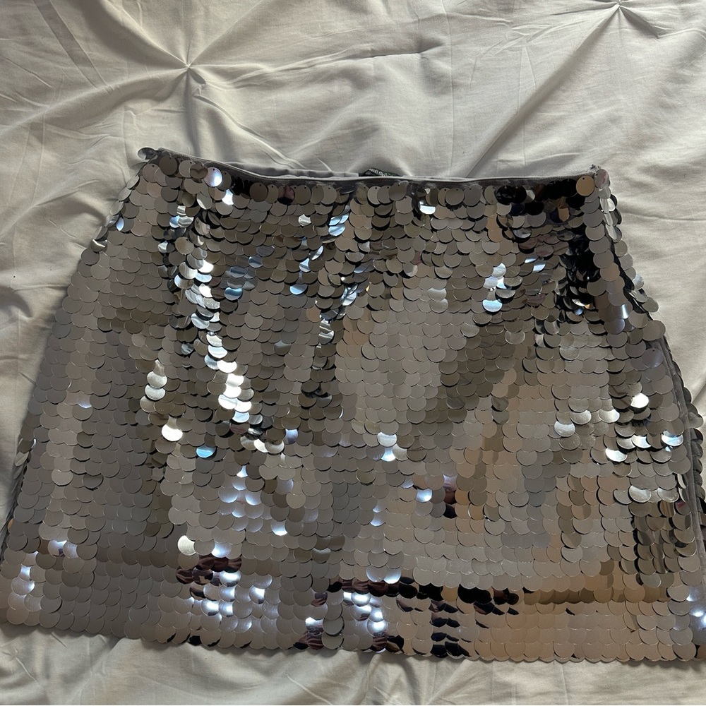 NWT Silver sequin mini skirt